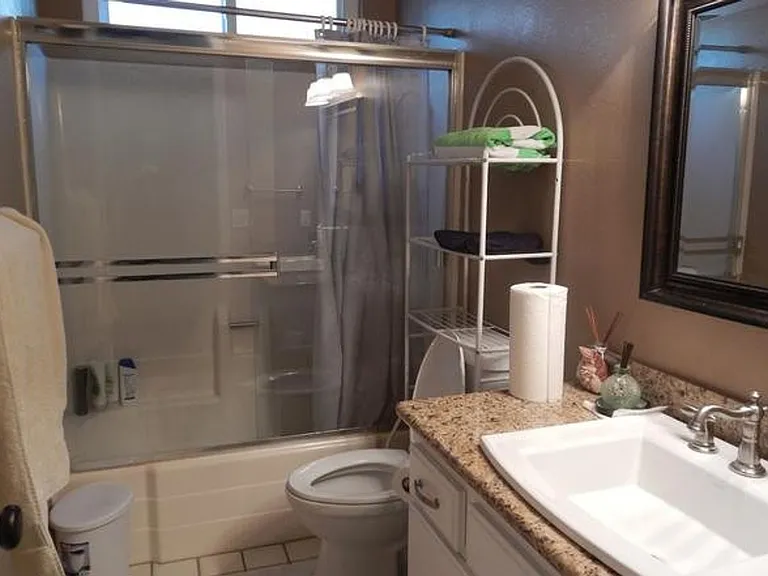 2353 Edenbridge Ln — Photo 10