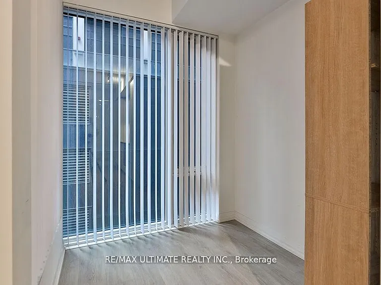 8 Widmer St #515 — Photo 24