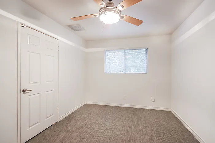 10518 Moorcreek Dr — Photo 19