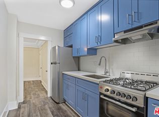 1129 Echo Park Ave, Los Angeles, CA 90026