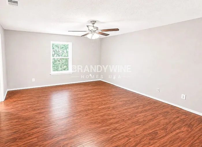 5233 Hill Ridge Dr — Photo 20