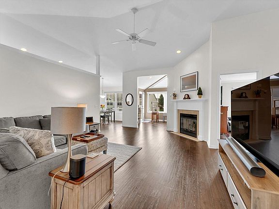 5th image of 1384 Linwood Dr NW #39