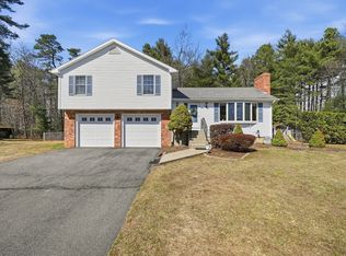 62 Campbell Dr, Easthampton, MA 01027