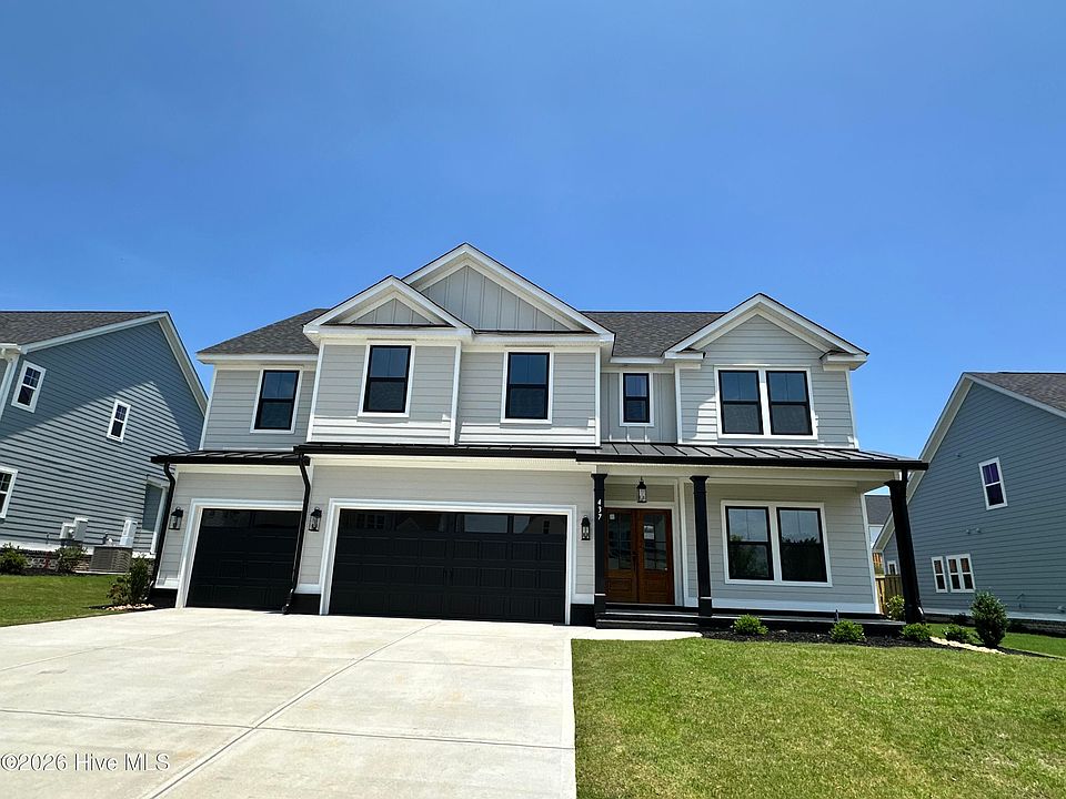 1st image of 437 Woodlawn Street