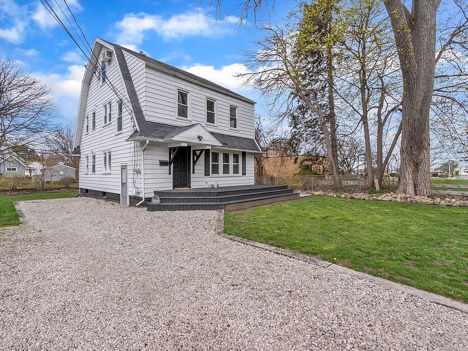 828 Eaton St, Jackson, MI 49202 Zillow