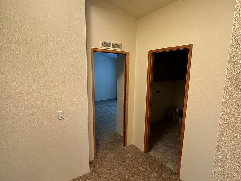 37997 Soap Creek Rd — Photo 11