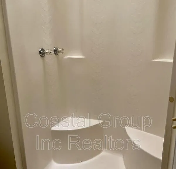 910 Jay Are Ct — Photo 23