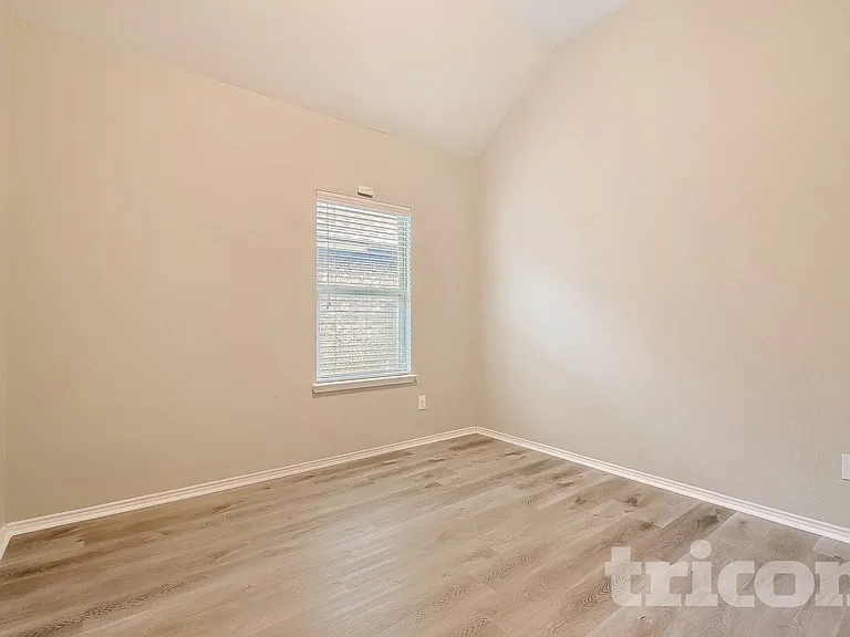 1820 Abby Creek Dr — Photo 13