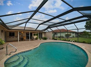1104 SE 33rd St, Cape Coral, FL 33904