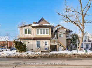 104 Wellington St E #2, Aurora, ON L4G1J1