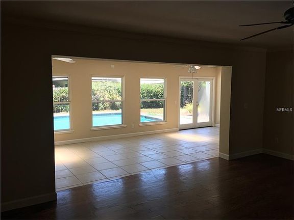 4th image of 400 N Sweetwater Blvd