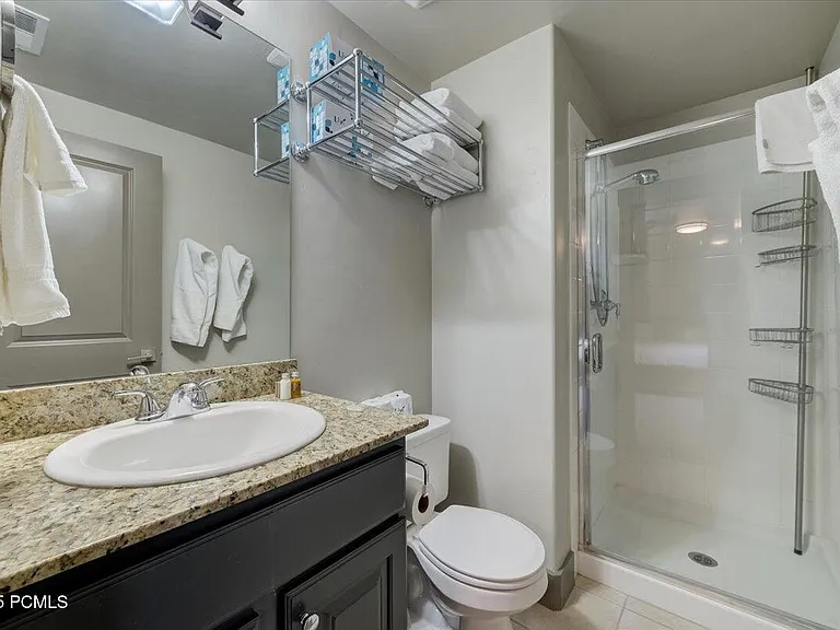 5662 Oslo Ln — Photo 34