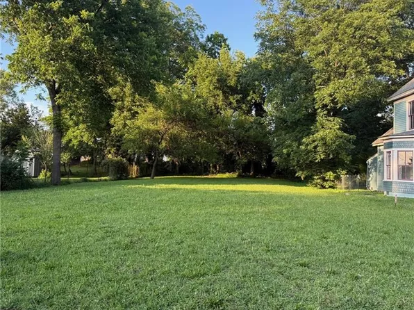 306 Oakwood St, High Point, NC 27262