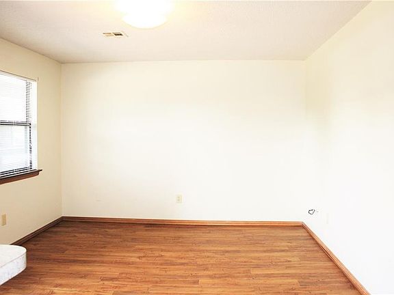 3rd image of 1650 N Sang Ave APT 211