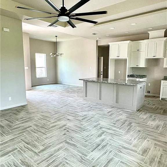 2017 Salvador Ave — Photo 10
