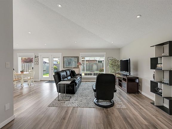5th image of 7586 Tetayut Rd #22