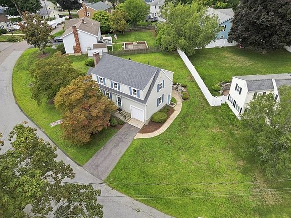 5th image of 30 Manor Rd