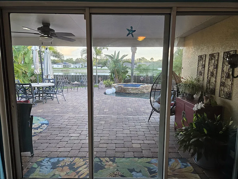 3 panel slider with left and right access in living room