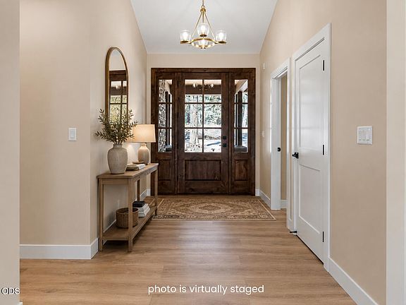 2nd image of 11504 Crossbill Dr