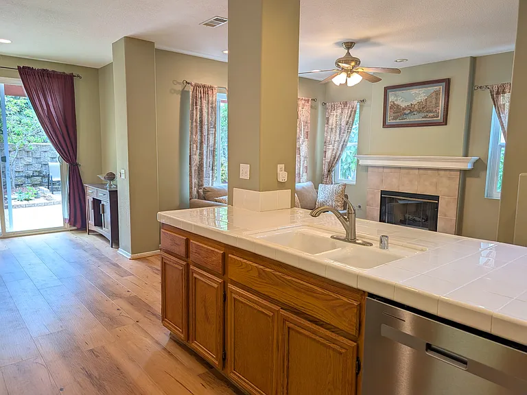 11859 Stonedale Ct — Photo 7