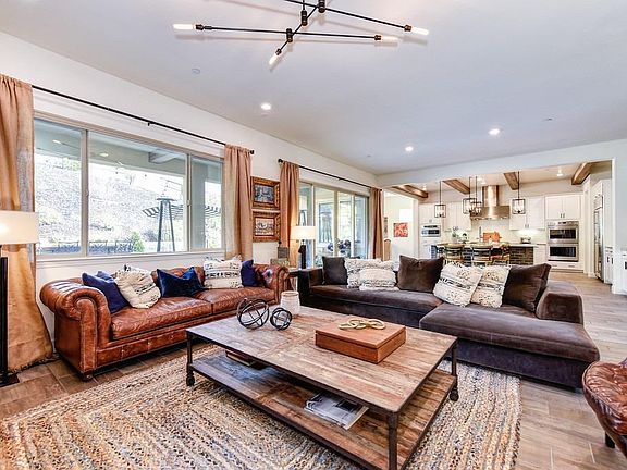 5th image of 5360 Brentford Way