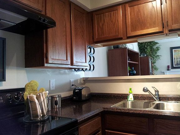 All dishware and utensils included in unit!