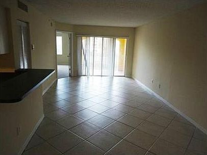 4th image of 9645 NW 1st Ct #1109