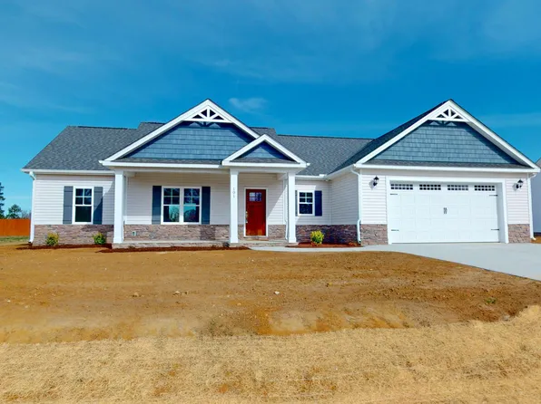 101 Creeks Edge Drive, Pikeville, NC 27863