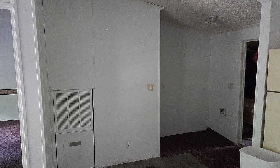 2nd image of 1519 Keron Way