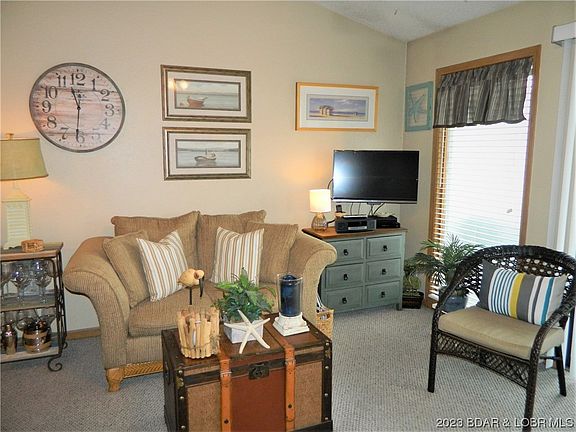 4th image of 191 Southwood Shores Pl #3C