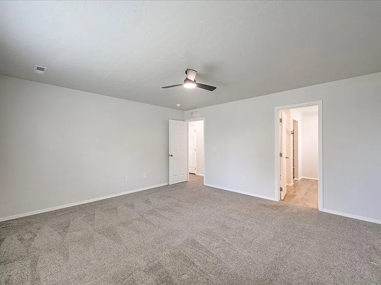 16859 Courtney Way — Photo 23