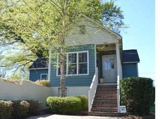 720 E 37th St, Charlotte, NC 28205