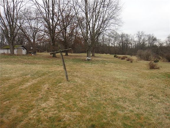 2nd image of 319 Livingston Ln