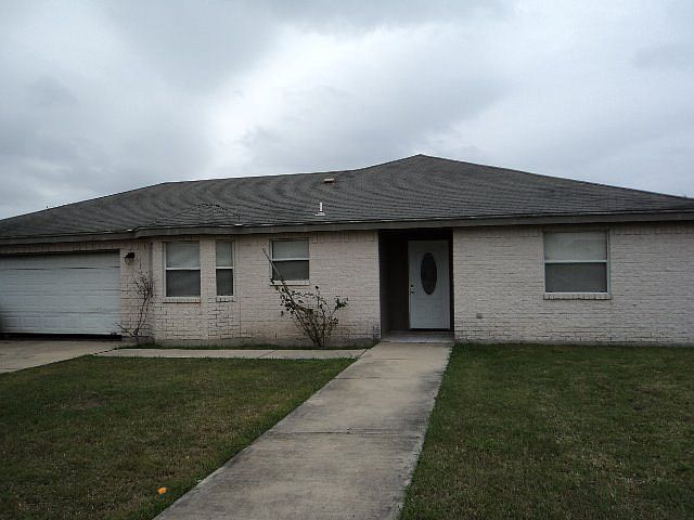 1st image of 1695 Zamora Dr