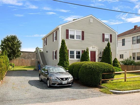 2nd image of 13-15 Winsor St