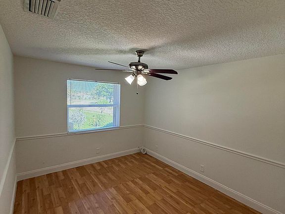 5th image of 5515 Lakewood Cir N APT 124