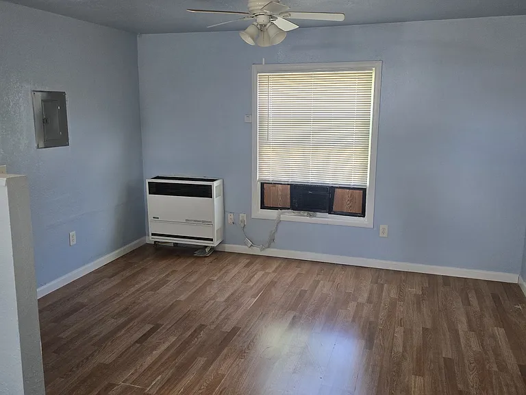 730 Maple St #8 — Photo 3