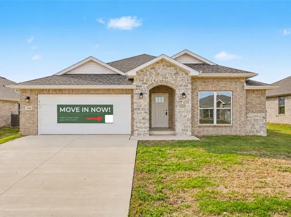 8780 Sunspire Ln, Bentonville, AR 72713