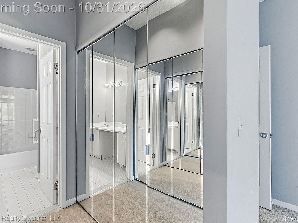 41772 Independence Dr, photo 13