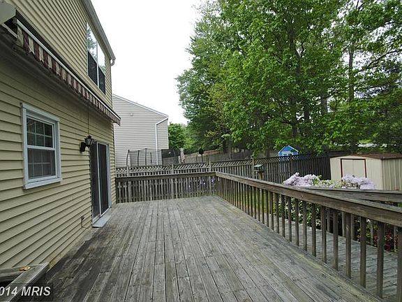 5th image of 657 Wheat Mill Ct W