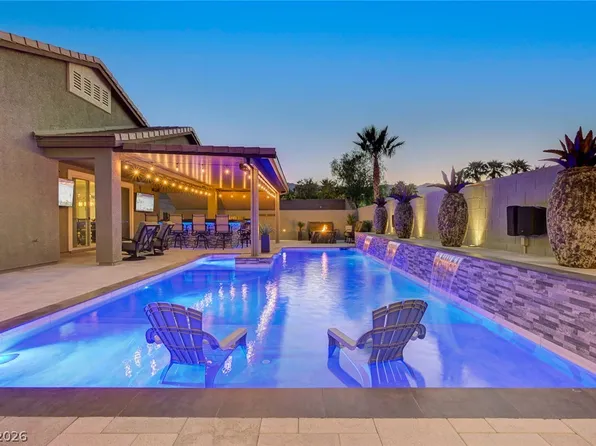 10430 Amulet Ridge Ct, Las Vegas, NV 89149