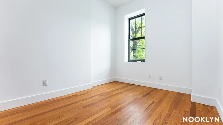 Rented by Nooklyn NYC LLC | media 7