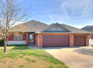 8800 NW 71st St, Oklahoma City, OK 73132