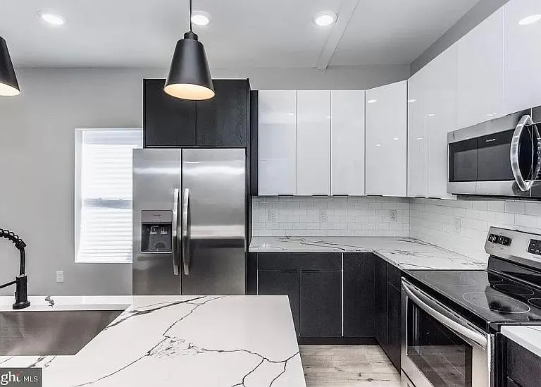 2200 N Bouvier St #2 — Photo 6