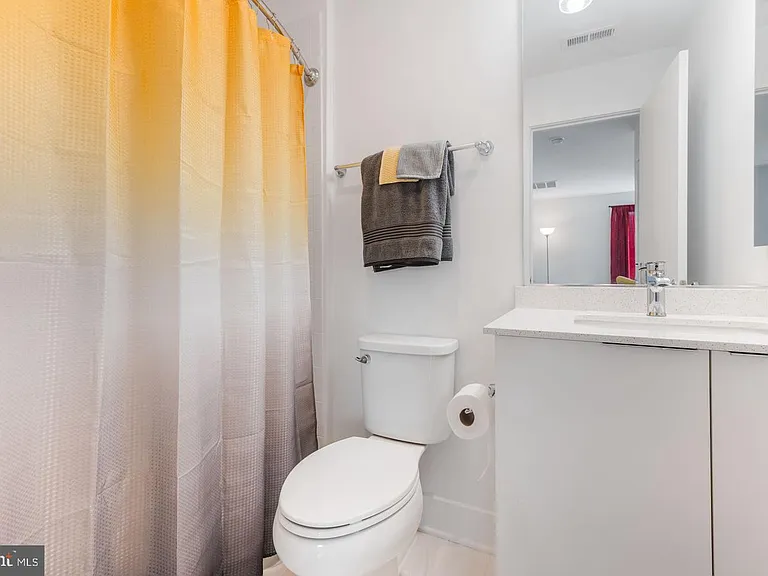 317 Riggs Park Pl NE — Photo 28