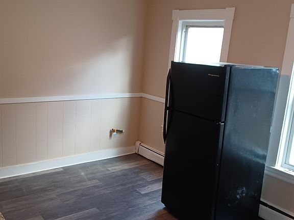 4th image of 104 Water St Floor 2