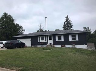 113 Newcastle Rd, Marshalltown, IA 50158