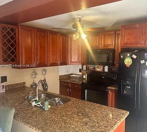 2nd image of 8421 N Coral Cir