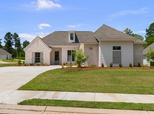 105 Hutto Ln, Madison, MS 39110
