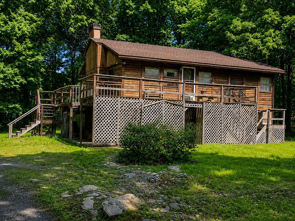 1st image of 265 Pocono Blvd
